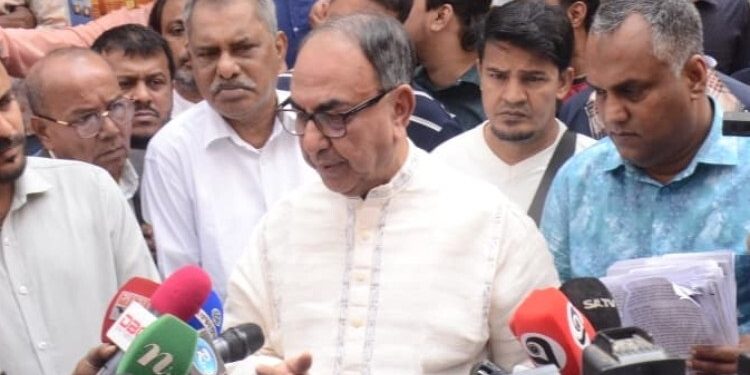 চা খাওয়ার দাওয়াত দিয়েছি, এটিও নাকি হুমকি: মির্জা আব্বাস