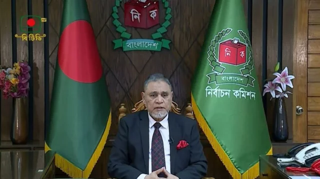 সন্ধ্যায় জাতির উদ্দেশে ভাষণ দেবেন সিইসি