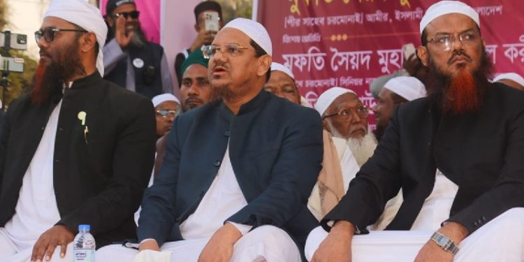 চরমোনাই পীরের তিন ভাইয়ের শোচনীয় পরাজয়