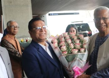 ১৮ মাস পর নিজ কর্মস্থলে ফিরলেন ড. মুহাম্মদ ইউনূস