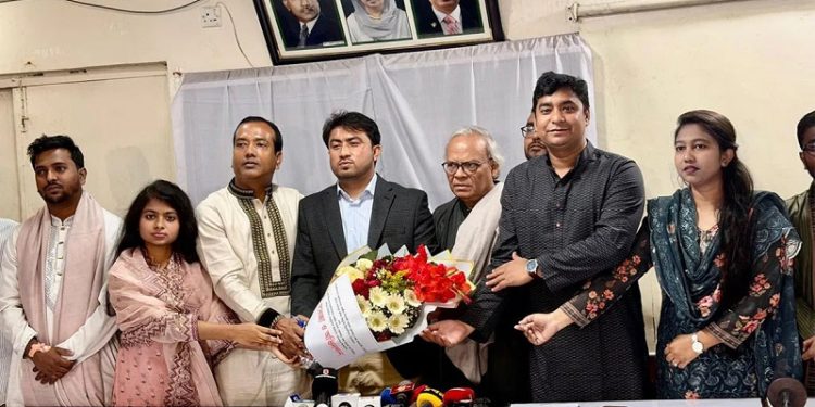 বিএনপিতে যোগ দিলেন জাকসু ভিপি জিতু