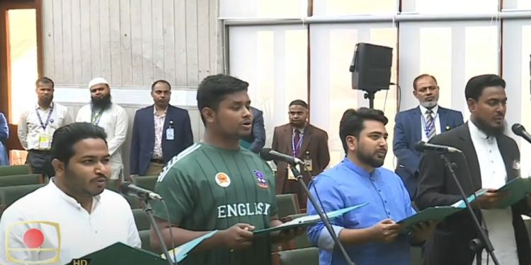 শপথ নিলেন এনসিপির ৬ এমপি