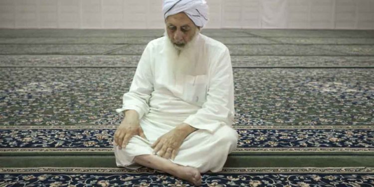 মসজিদে নববীতে ৫০ বছর ধরে কোরআন পড়ানো শিক্ষকের ইন্তেকাল