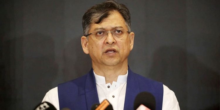 একাত্তর আগে, বাকি সব পরে: স্বরাষ্ট্রমন্ত্রী