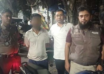 ধানমন্ডিতে ‘বার্গার বাবু’ গ্রেপ্তার