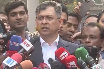 পুলিশকে আগের পোশাকে ফেরাতে কাজ করছে সরকার: স্বরাষ্ট্রমন্ত্রী