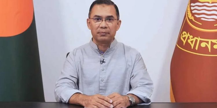 জ্বালানি মজুত-চোরাচালান রোধে কঠোর ব্যবস্থার নির্দেশ প্রধানমন্ত্রীর