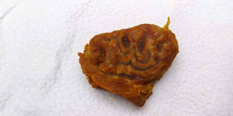 গরুর মাংসের টুকরায় আরবি হরফে লেখা আল্লাহর নাম