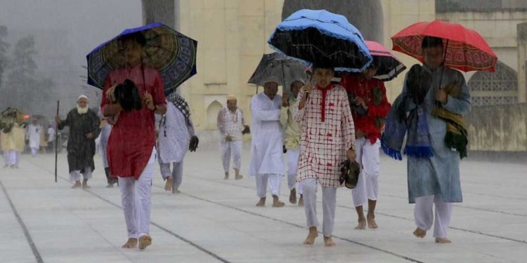 ঈদের দিন সারা দেশে কালবৈশাখী ঝড়ের আভাস