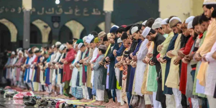 ৩ বছর পর এক রমজানেই পাওয়া গেল ৫ জুমা