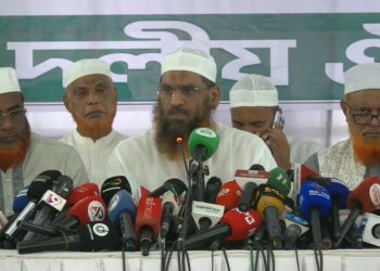 গণভোটের রায় বাস্তবায়নে ১১ দলের নতুন কর্মসূচি ঘোষণা