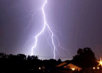 বরিশালে বজ্রপাতে শিক্ষকসহ আহত ১৬
