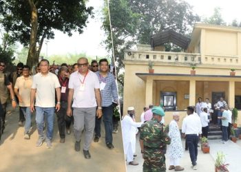 বগুড়ায় পৈতৃক ভিটা ‘জিয়াবাড়ি’ ঘুরে দেখলেন প্রধানমন্ত্রী