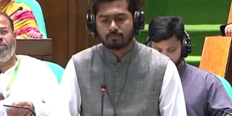 ১৮ দেশের সঙ্গে কর্মী পাঠানোর সমঝোতা চুক্তি হয়েছে: নুরুল হক