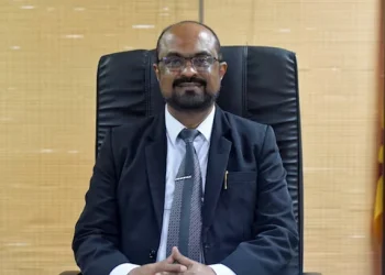 জনরোষের মুখে পদত্যাগ করলেন শ্রীলঙ্কার জ্বালানি মন্ত্রী