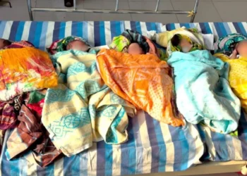 একসঙ্গে ৫ সন্তানের জন্ম দিলেন নারী