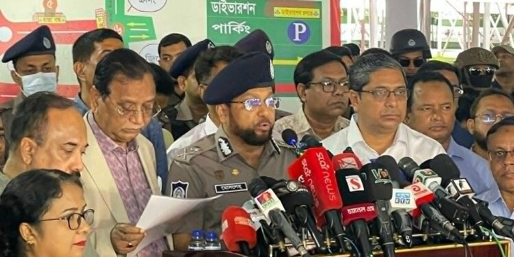 জাতীয় ঈদগাহে ছয় স্তরের নিরাপত্তা, ঢাকায় থাকবে ১৫ হাজার পুলিশ সদস্য