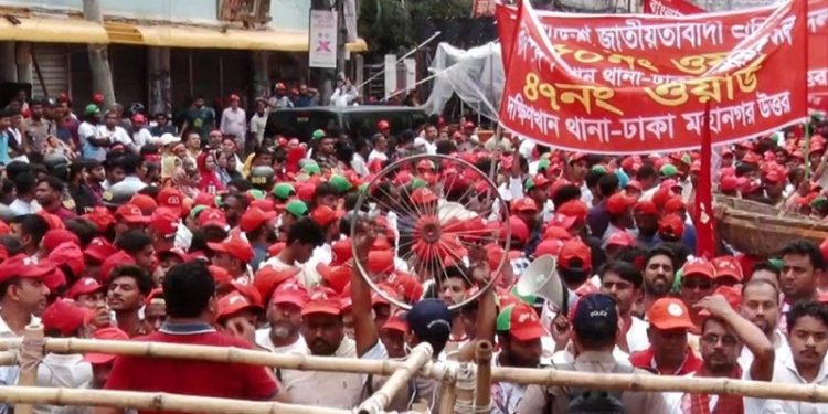 নয়াপল্টনে বিএনপির শ্রমিক সমাবেশ শুরু