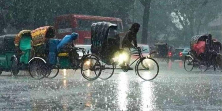সারাদেশে দমকা হাওয়াসহ বজ্রসহ বৃষ্টির আভাস