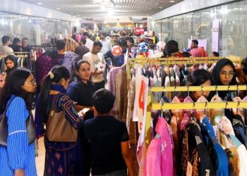 দোকানপাট খোলা রাখার নতুন সময় নির্ধারণ