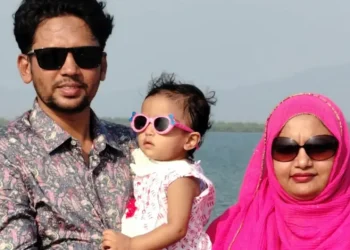 মোটরসাইকেল থেকে ছিটকে পড়ে ২ বছরের শিশু, বাঁচাতে গিয়ে প্রাণ গেল মা-সন্তানের