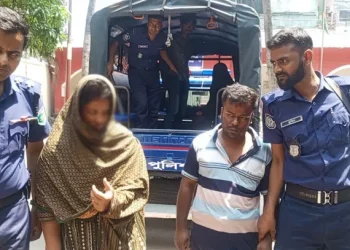 ব্লেড দিয়ে নবজাতকের গলা কেটে পুকুরে ফেলে দিলেন মা, এলাকায় চাঞ্চল্য