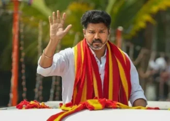 মুখ্যমন্ত্রী হওয়ার পথে থালাপতি বিজয়, এগিয়ে ১৪৫ আসনে