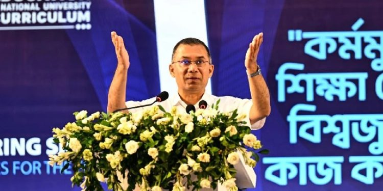 গণতান্ত্রিক বাংলাদেশে এবার আমাদের ঘুরে দাঁড়ানোর পালা