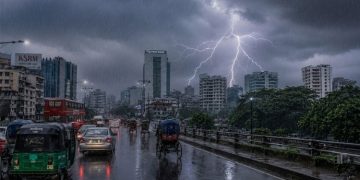 দুপুরের মধ্যে ঢাকাসহ যেসব জেলায় বজ্রসহ বৃষ্টির শঙ্কা