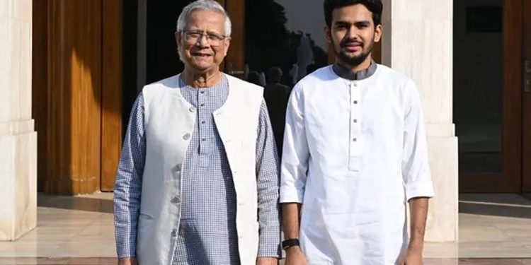 আসিফ মাহমুদ আমাকে সরকার গঠনের দায়িত্ব নিতে রাজি করিয়েছিলেন: ড. ইউনূস