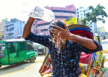 ঢাকাসহ ৪১ জেলায় গরমে অস্থির জনজীবন