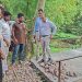 ব্রিজে রডের বদলে বাঁশের কঞ্চি, ভেঙে দিল প্রশাসন