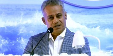 বঙ্গোপসাগরে জ্বালানি আছে নিশ্চিত, উত্তোলনের সিদ্ধান্ত সরকারের