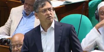 সীমান্তে কাঁটাতারের বেড়া দেবে বাংলাদেশ: স্বরাষ্ট্রমন্ত্রী