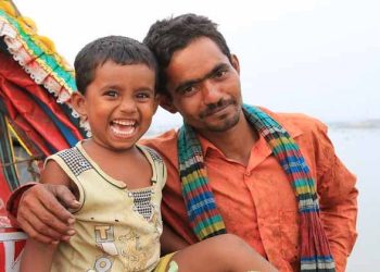 আজ বিশ্ব বাবা দিবস