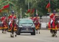 বঙ্গবভনে ভারপ্রাপ্ত রাষ্ট্রপতি, গার্ড অব অনার প্রদান
