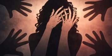 স্কুলছাত্রীকে দফায় দফায় তুলে নিয়ে ধর্ষণ, অতঃপর