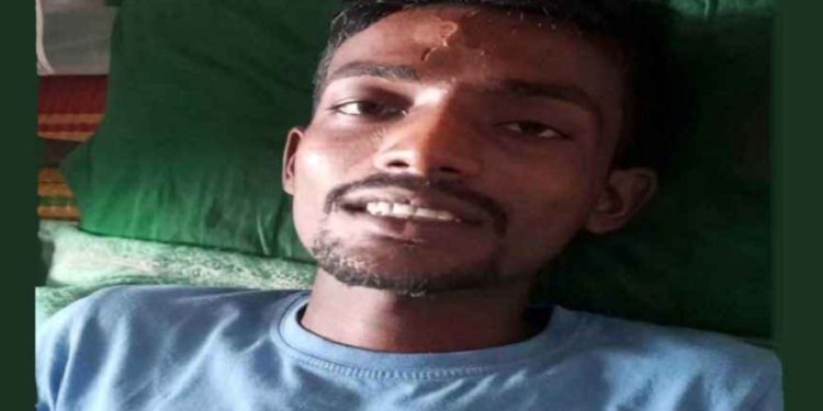 মাদক সেবনের পর ‘মতিভ্রম’, নিজের বিশেষ অঙ্গ কাটলেন যুবক