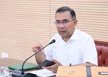 ফ্যাসিস্ট সরকারের সময় প্রতি বছর ১৬ বিলিয়ন ডলার পাচার হতো: প্রধানমন্ত্রী