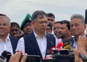 আইনশৃঙ্খলার উন্নতি না হওয়া পর্যন্ত নতুন বিনিয়োগ আকর্ষণ সম্ভব নয়: স্বরাষ্ট্রমন্ত্রী