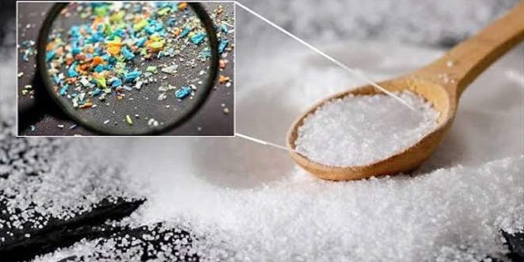 এবার চিনিতেও মিলল ব্যাপক মাত্রায় মাইক্রোপ্লাস্টিক