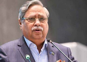 ‘সশস্ত্র বাহিনীকে আধুনিক চতুর্মাত্রিক বাহিনী হিসেবে গড়ে তুলতে সরকার বদ্ধপরিকর’