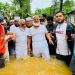 বন্যাদুর্গত চট্টগ্রামে জামায়াত আমির, ক্ষতিগ্রস্তদের মাঝে ত্রাণ বিতরণ
