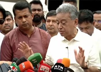 বন্যার্তদের পুনর্বাসন না হওয়া পর্যন্ত পাশে থাকবে সরকার: অর্থমন্ত্রী