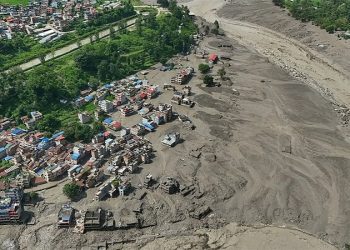 নেপালে ভয়াবহ পাহাড়ি ঢলে নিহত বেড়ে ১৬০