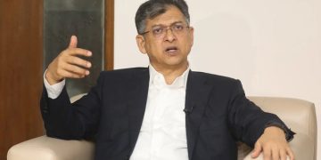 ভারত কেন শেখ হাসিনাকে কথা বলার সুযোগ দিল, প্রশ্ন স্বরাষ্ট্রমন্ত্রীর