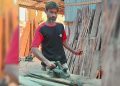 চাঁপাইনবাবগঞ্জে ৪৫ বছর বয়সে এসএসসি পাস করলেন কাঠমিস্ত্রি নাসিমুল