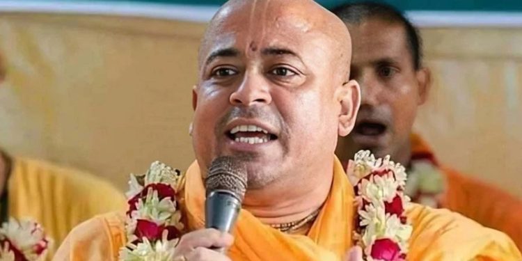 ২ মামলায় জামিন পেলেন চিন্ময় কৃষ্ণ দাস