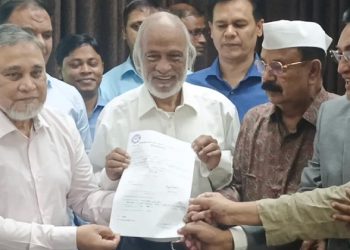 মির্জা ফখরুলের পক্ষে মনোনয়নপত্র জমা দিল বিএনপি