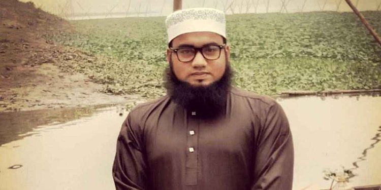চাকু দেখিয়ে কলেজছাত্রীকে ধর্ষণ, মসজিদের ইমাম গ্রেপ্তার
